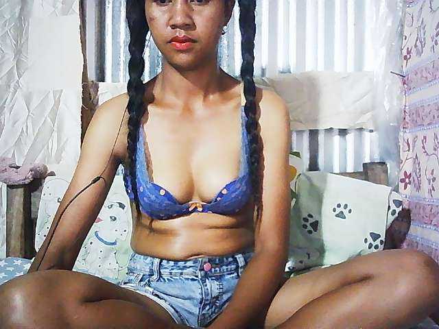 Ginahhot live cam on BongaCams