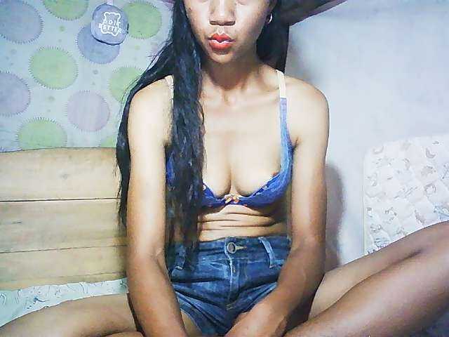 Ginahhot live cam on BongaCams