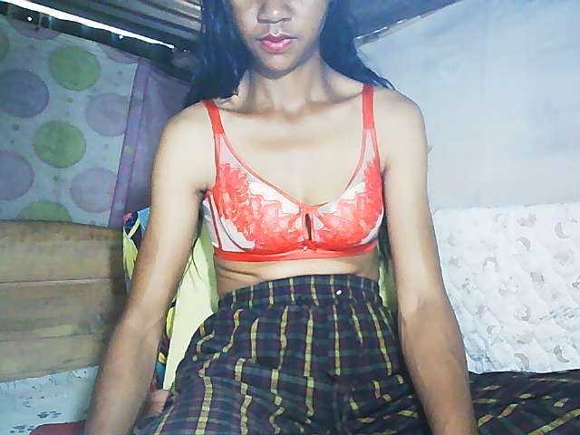 Ginahhot live cam on BongaCams