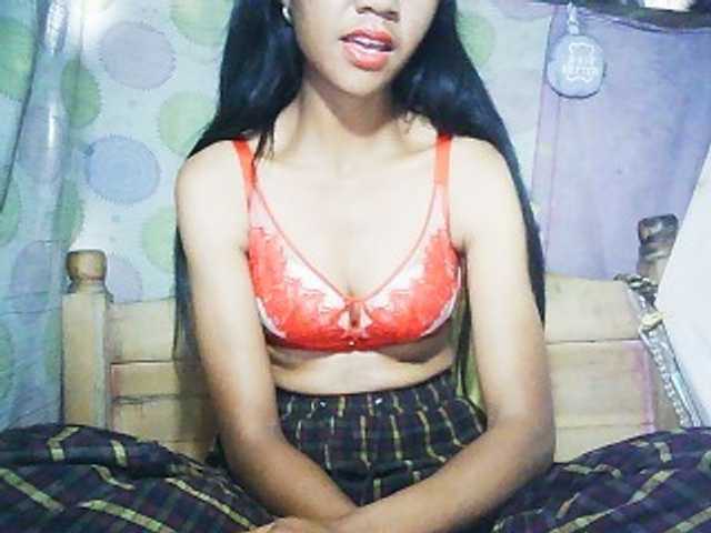 Ginahhot live webcam show