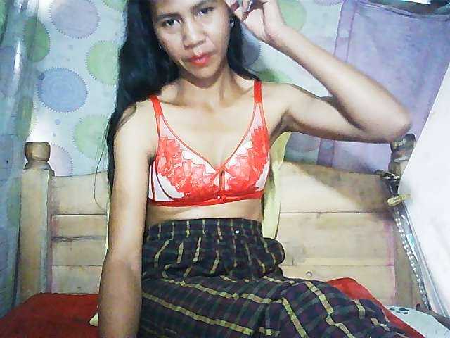 Ginahhot live webcam show