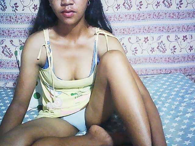 Ginahhot live cam on BongaCams