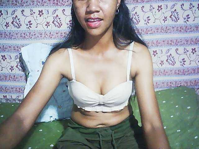 Ginahhot live cam on BongaCams
