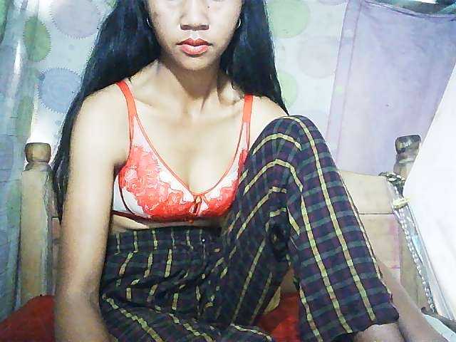Ginahhot live webcam show
