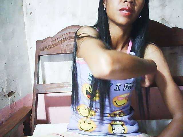 Ginahhot live cam on BongaCams