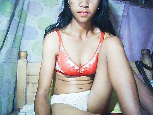 Ginahhot live cam on BongaCams