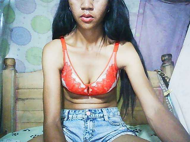 Ginahhot live webcam show