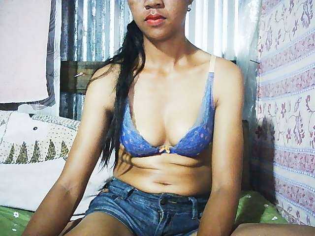 Ginahhot live cam on BongaCams