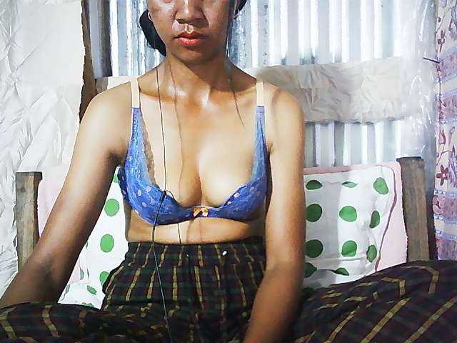 Ginahhot live cam on BongaCams