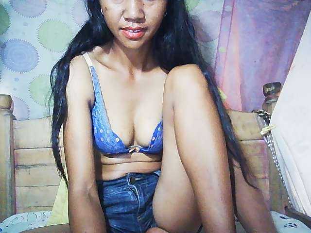 Ginahhot live cam on BongaCams