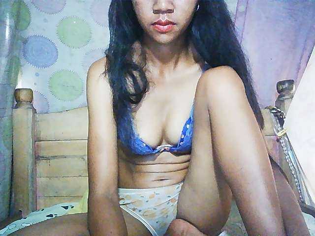 Ginahhot live webcam show