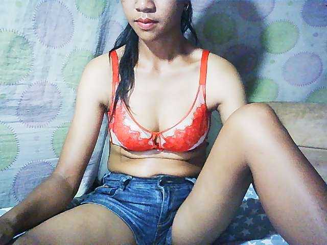 Ginahhot live cam on BongaCams