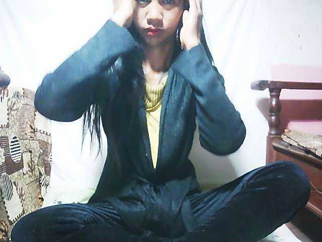 Ginahhot live cam on BongaCams