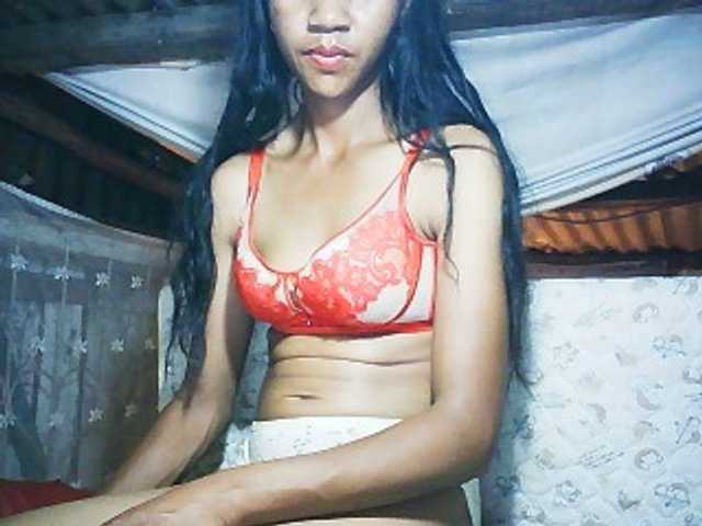 Ginahhot live cam on BongaCams