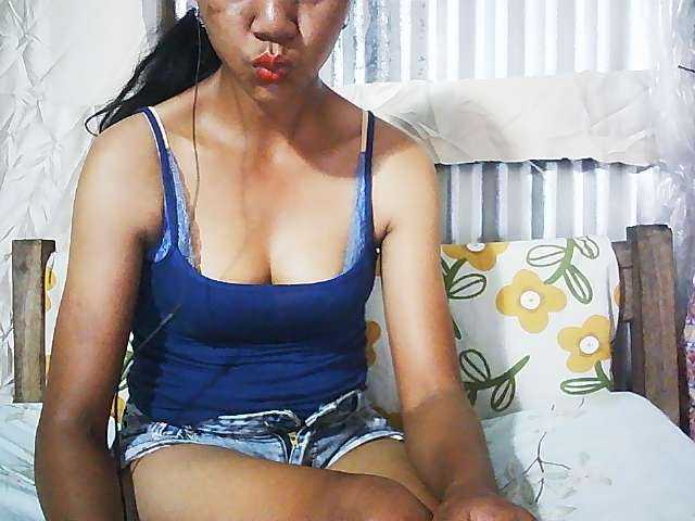 Ginahhot live cam on BongaCams