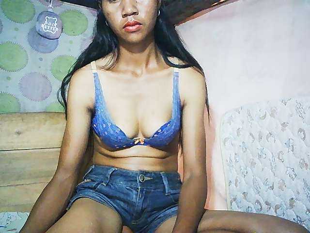 Ginahhot live cam on BongaCams