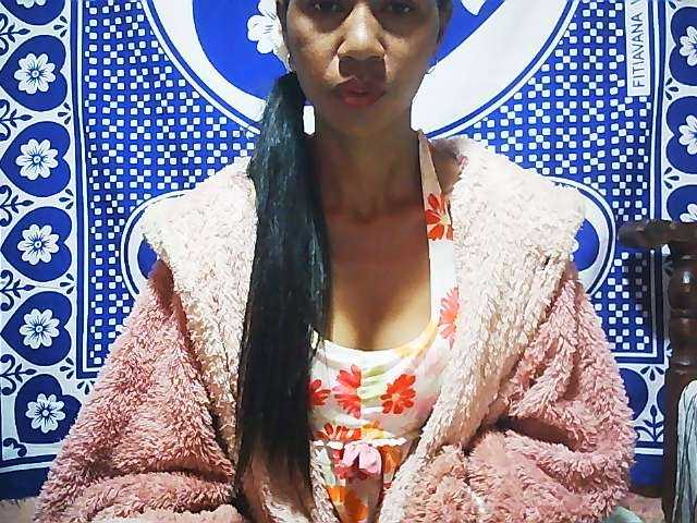 ginahhot cam belle