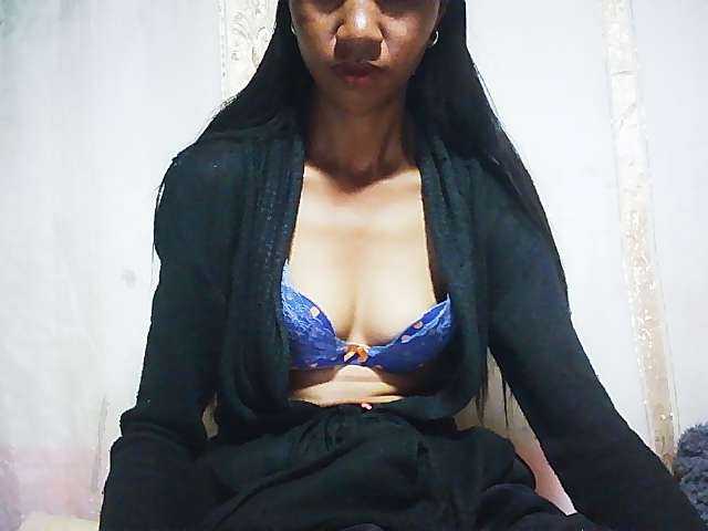 Ginahhot live cam on BongaCams