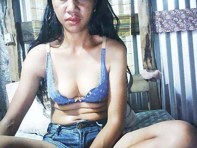 Ginahhot live cam on BongaCams