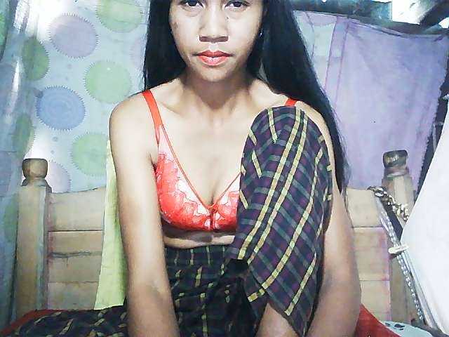 Ginahhot live cam on BongaCams