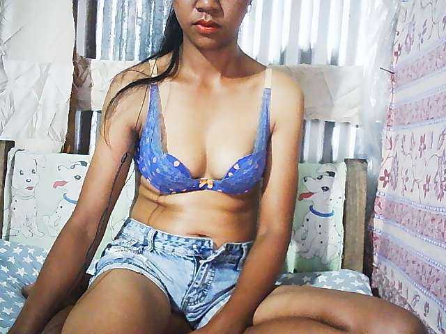 Ginahhot live cam on BongaCams