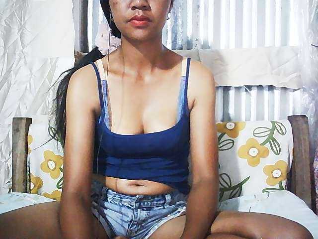 Ginahhot live cam on BongaCams
