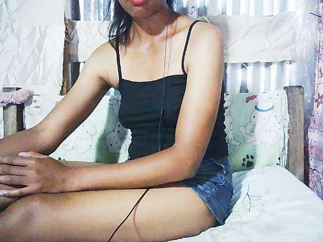 Ginahhot live cam on BongaCams