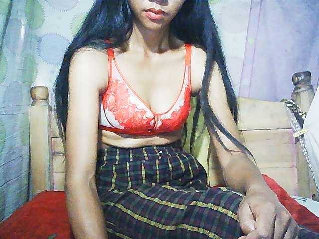 Ginahhot live webcam show