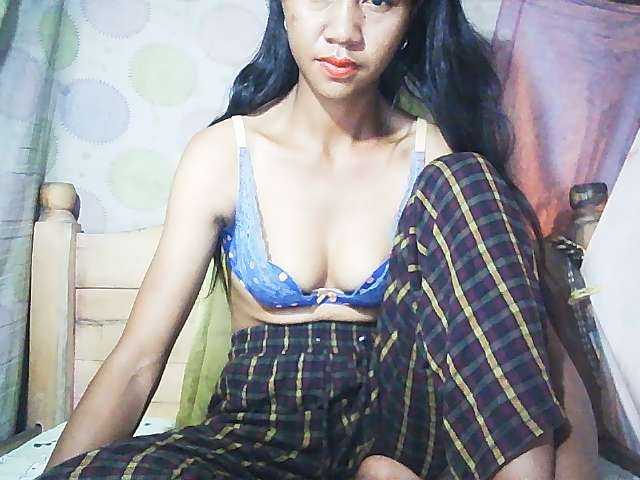 Ginahhot live cam on BongaCams