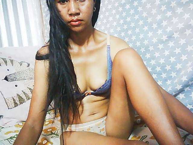 Ginahhot live cam on BongaCams