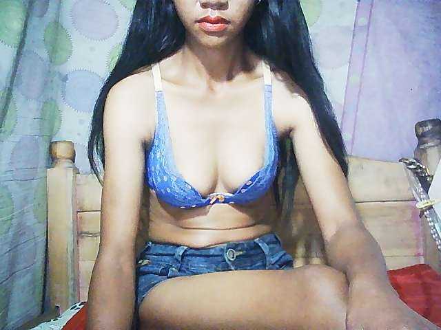 Ginahhot live webcam show
