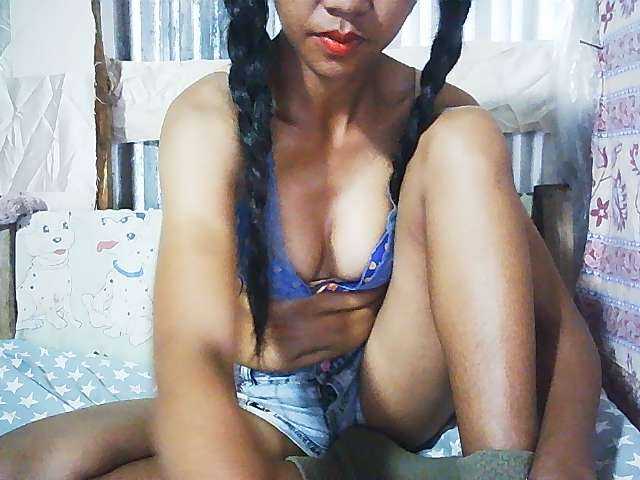 Ginahhot live cam on BongaCams