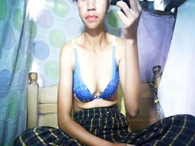 Ginahhot live webcam show