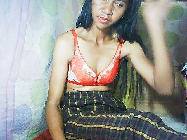 Ginahhot live cam on BongaCams