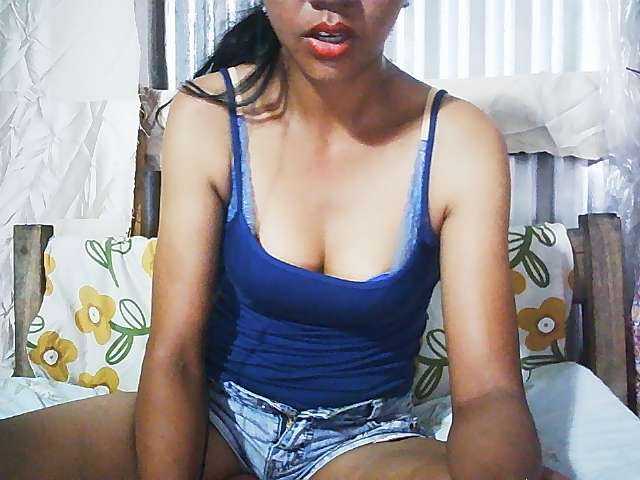 Ginahhot live cam on BongaCams