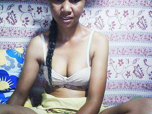 Ginahhot live cam on BongaCams