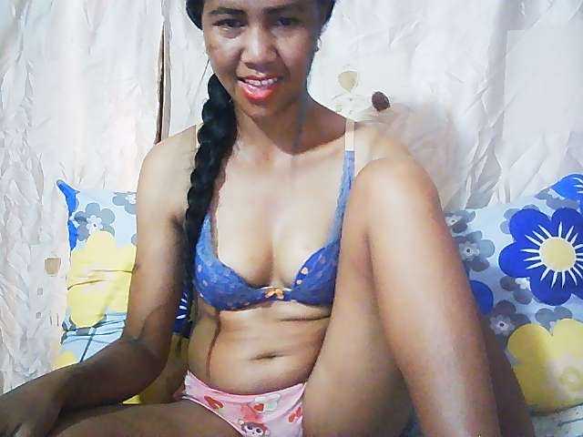 Ginahhot live cam on BongaCams