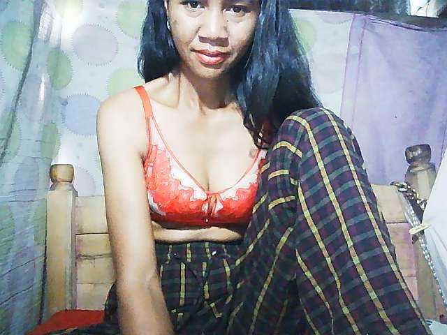 Ginahhot live webcam show