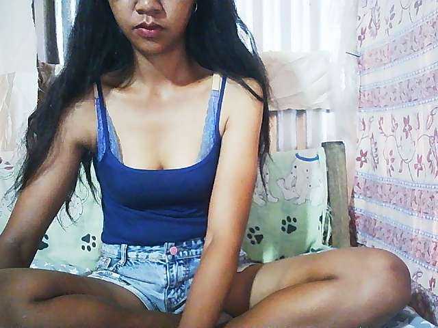 Ginahhot live cam on BongaCams