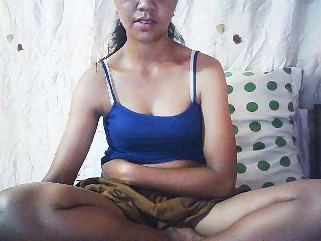 Ginahhot, en directo ahora en BongaCams