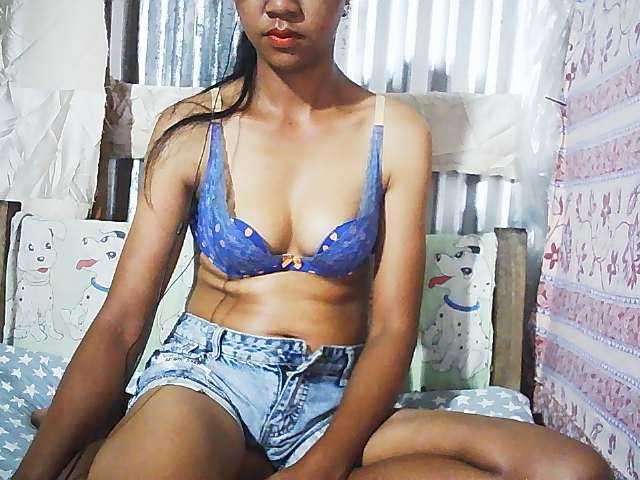 Ginahhot live cam on BongaCams