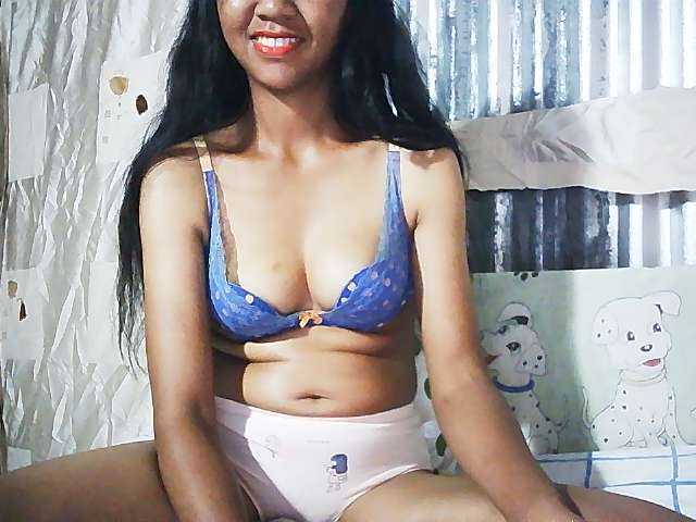 Ginahhot live cam on BongaCams