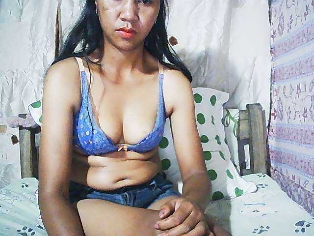 Ginahhot live cam on BongaCams