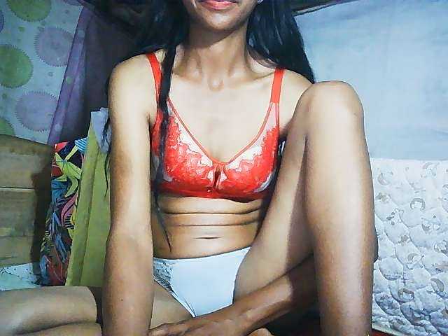 Ginahhot live cam on BongaCams