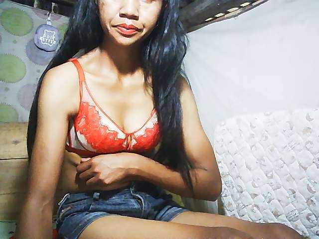 Ginahhot live webcam show