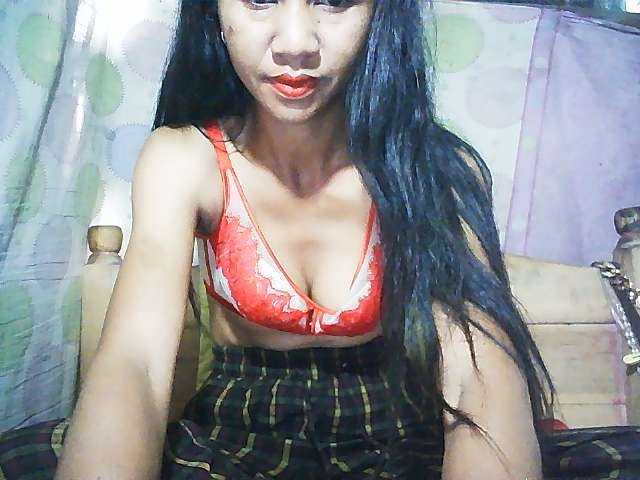 Ginahhot live webcam show
