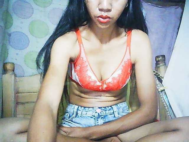 Ginahhot live webcam show
