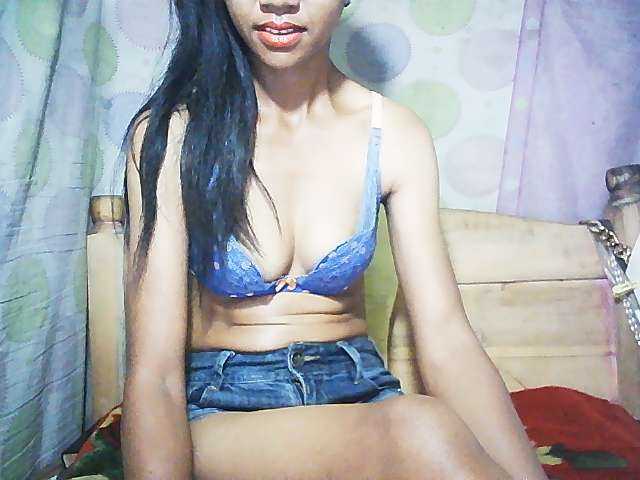 Ginahhot live cam on BongaCams