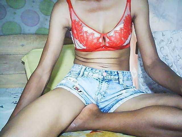 Ginahhot live cam on BongaCams