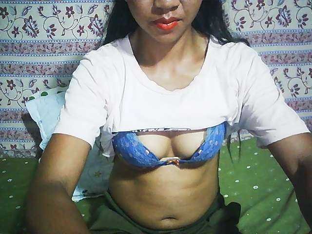 Ginahhot live cam on BongaCams